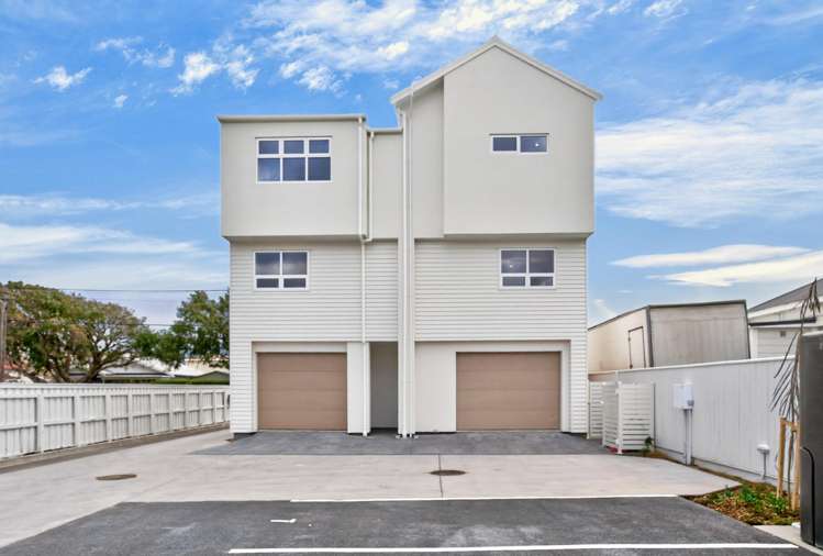 2/46 Cuba Street Petone_40