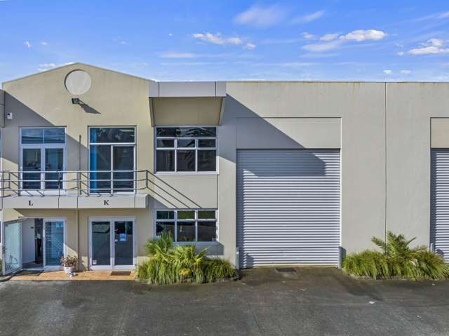 Rare Albany Industrial Unit - 274sqm