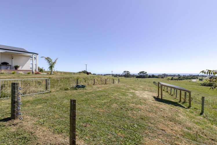 207 Upper Pitone Road Okato_23