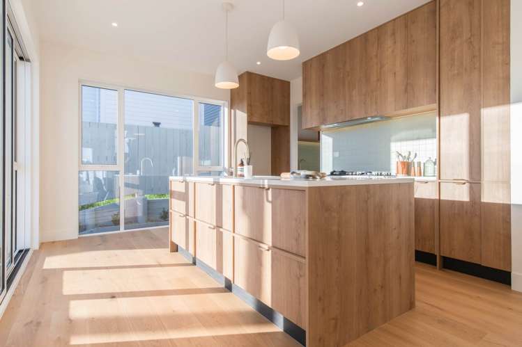 18A William Souter Street_5