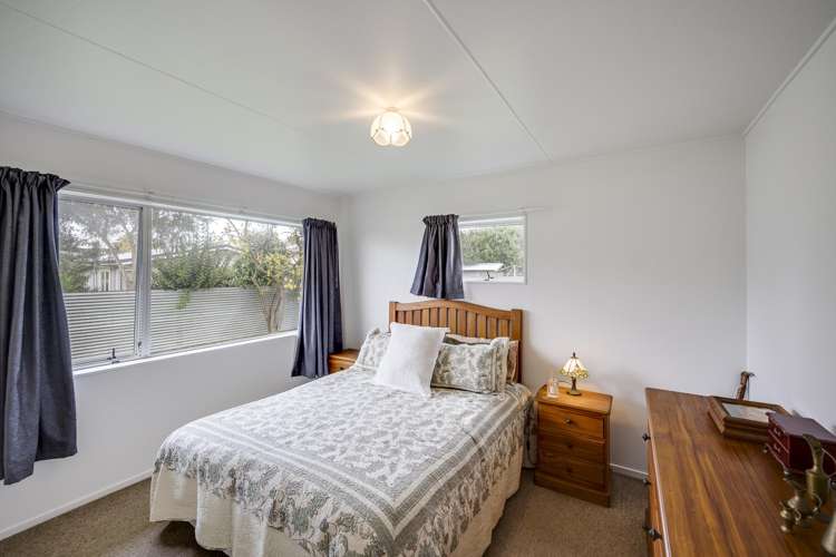 36 Tucker Lane Clive_12