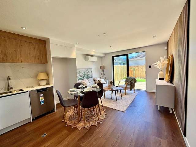 Modern Near-New 3 Bed Terrace Home