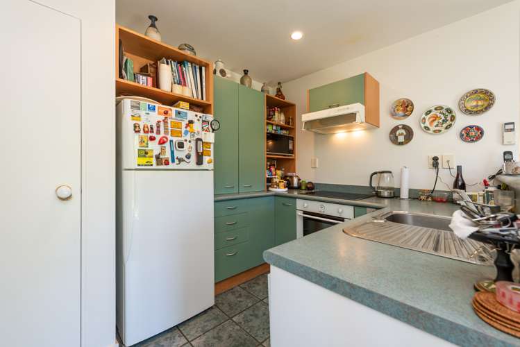 2/42 Madras Street Khandallah_13