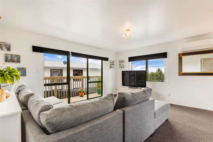 1 Maywood Crescent Glen Eden_7