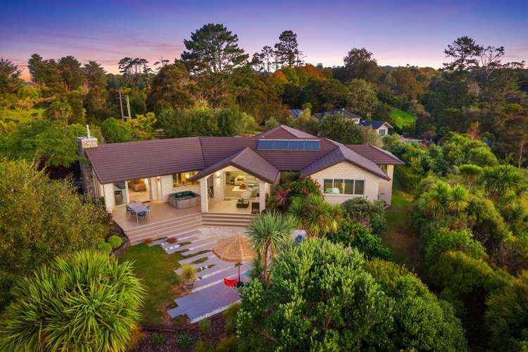 21 Carter Road Oratia_32