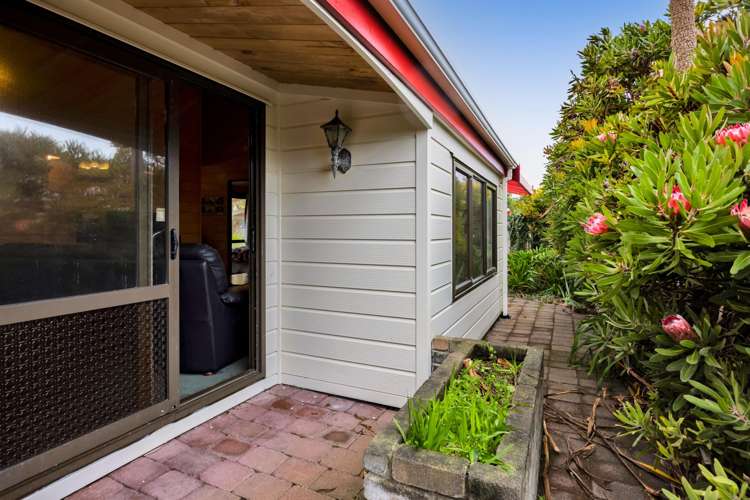 16 Heaphy Road Opunake_16