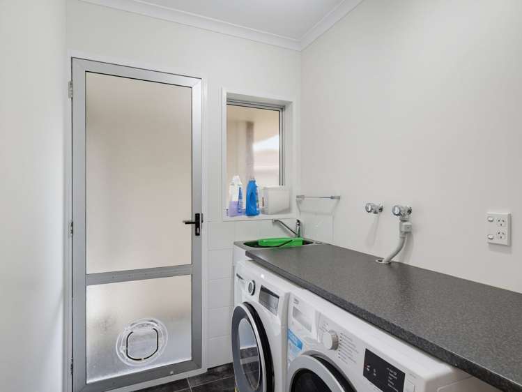 8 Aintree Crescent Awapuni_31