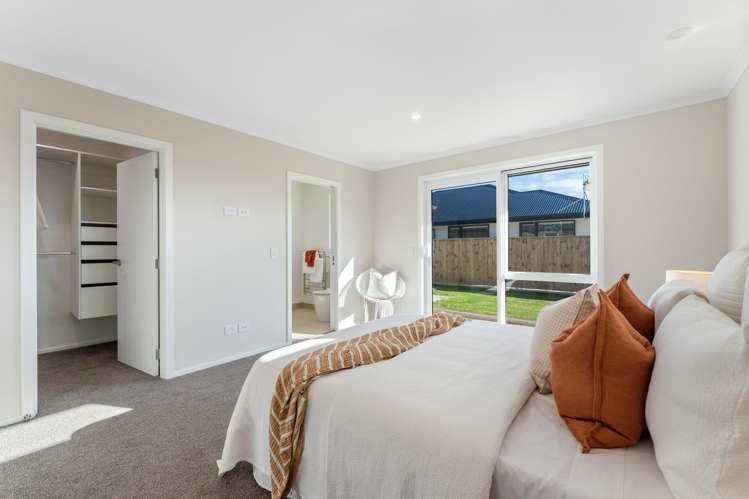 2 Lawry Lane Feilding_9
