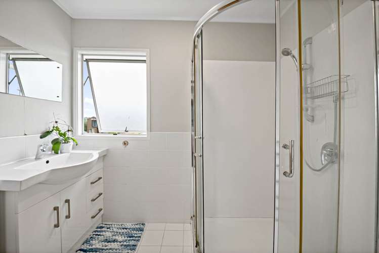 1 Glenbury Place Massey_14