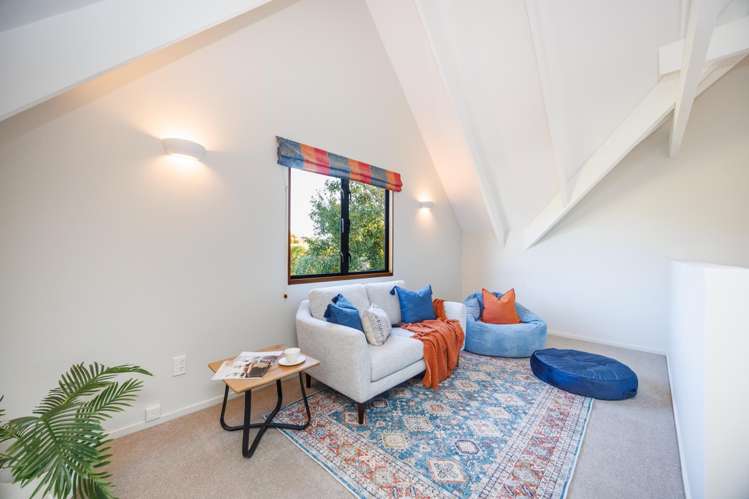 20 Cashmere Drive Fitzherbert_6