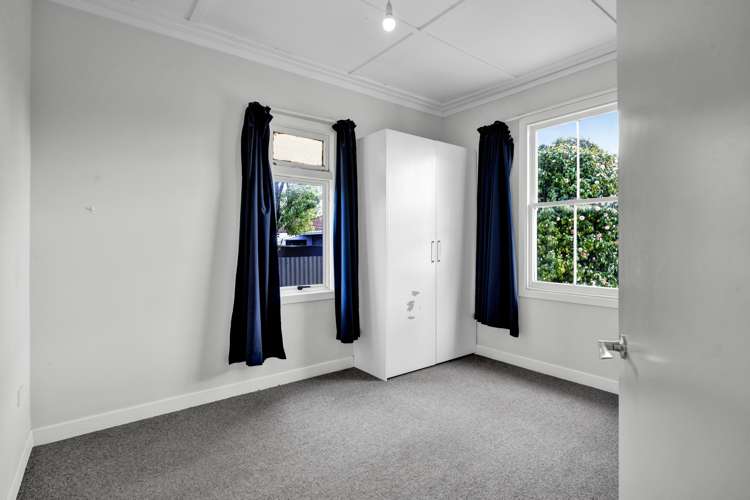 10 Erin Street Hawera_13