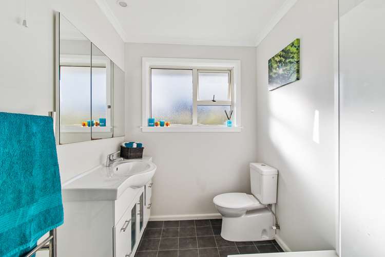 7 Ashbury Avenue Waimataitai_11