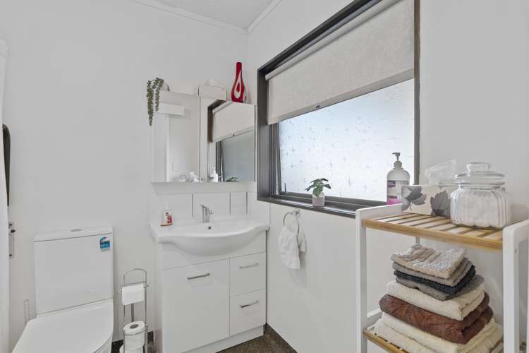 84a Wilson Street Hawera_11