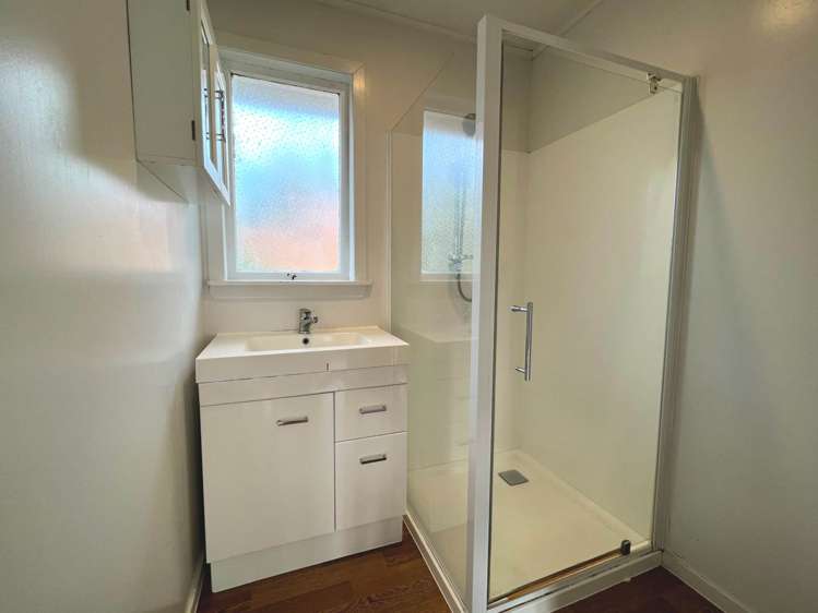 14 Sylvan Crescent Te Atatu South_8