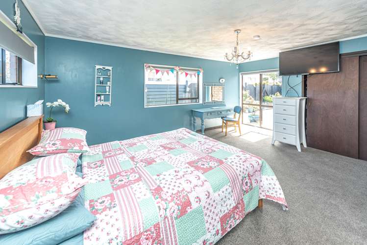 5 Downes Avenue Springvale_13