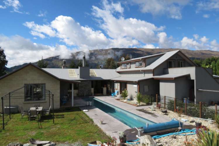 325 Riverbank Road Wanaka_2