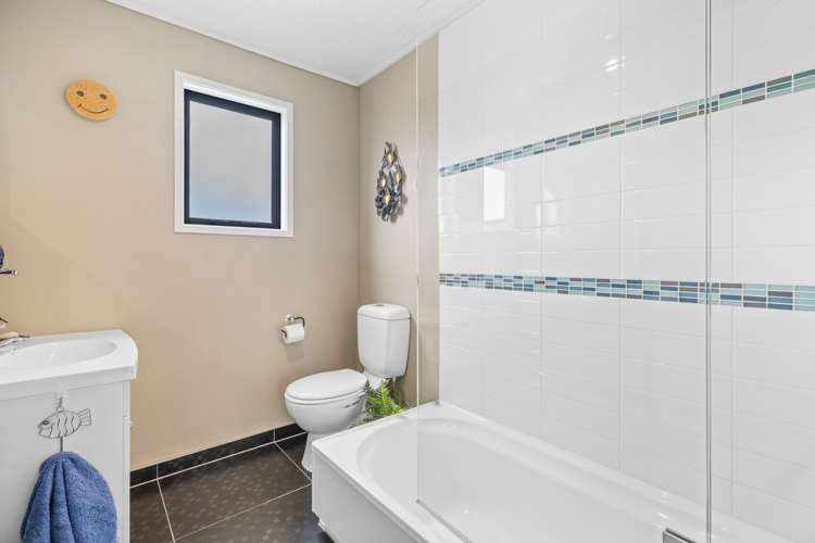 12 Rangitane Street Maupuia_10