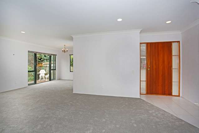 2/7 Ribbonwood Crescent Goodwood Heights_2