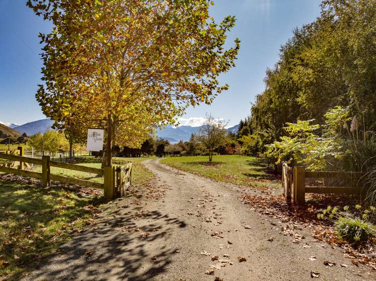 280 Wanaka-Mount Aspiring Road Wanaka_19