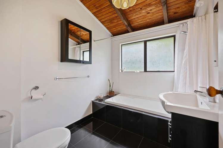 2/149 Colwill Road Massey_25