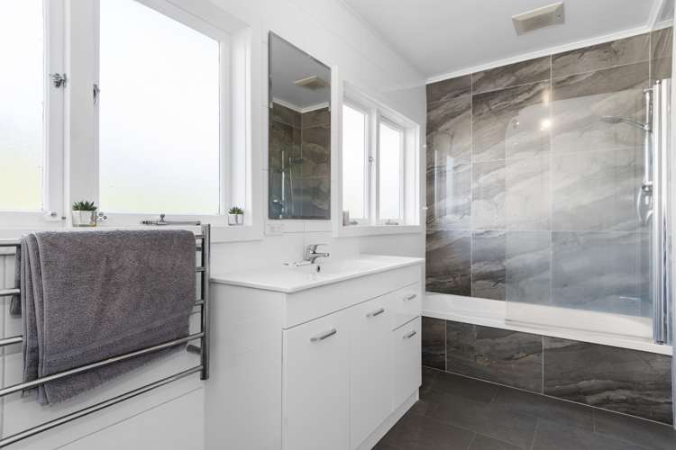 9 Karaka Road Otumoetai_13