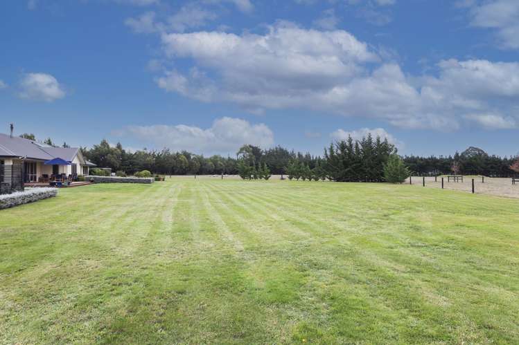 82 Isaac Road West Eyreton_32