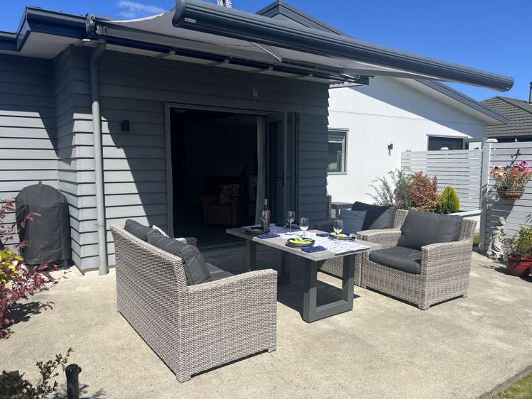 27 Armstrong Avenue Carterton_21