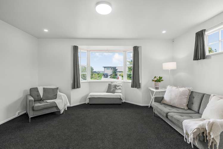 9 Laburnum Grove Maungaraki_14