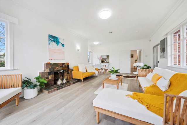 Renovated Brick & Tile on 513sqm land.
