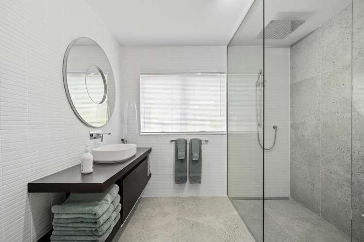 12 Aquarius Drive Kawaha Point_14