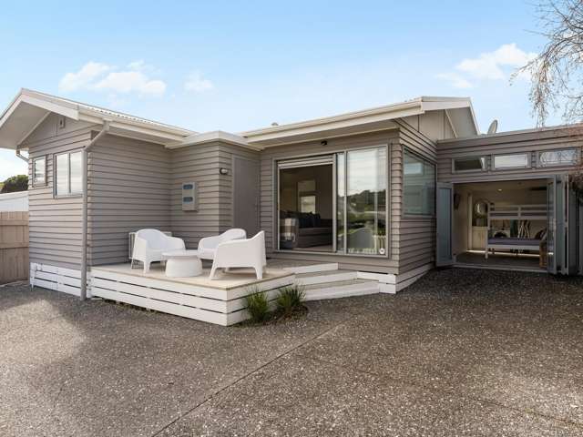 220A Ocean Road Whangamata_3