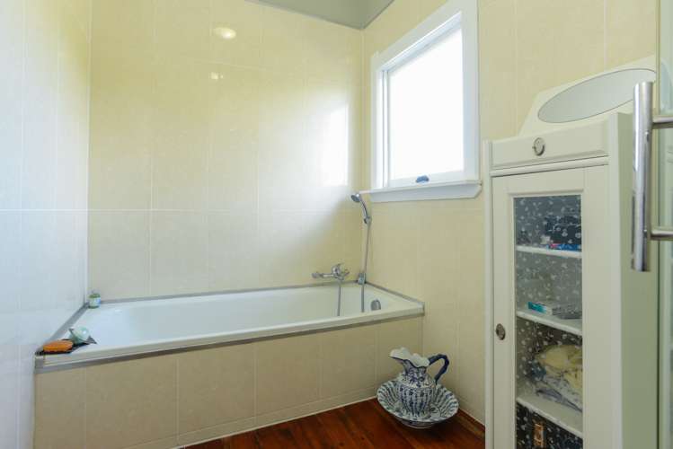 169 Porangahau Road Waipukurau and Surrounds_16