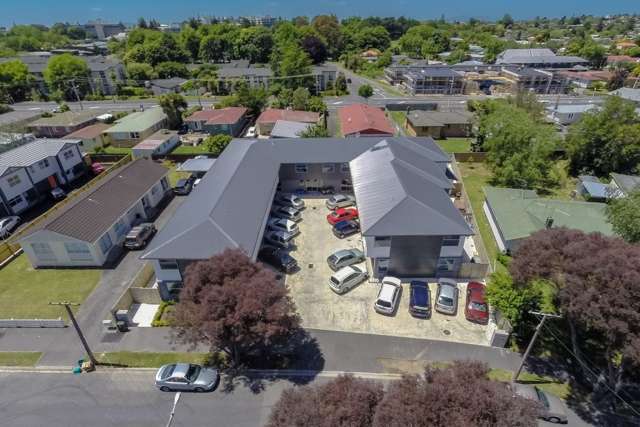 1/12 Hogan Street Hamilton East_2