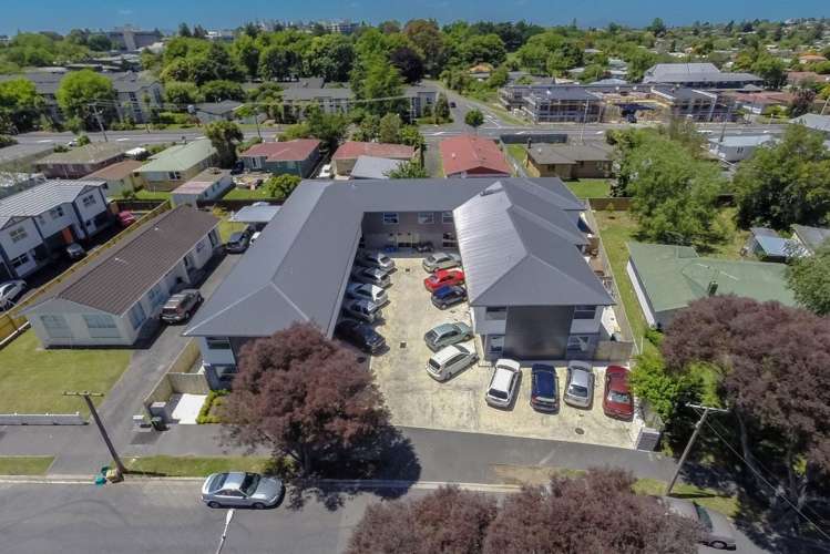 1/12 Hogan Street Hamilton East_2