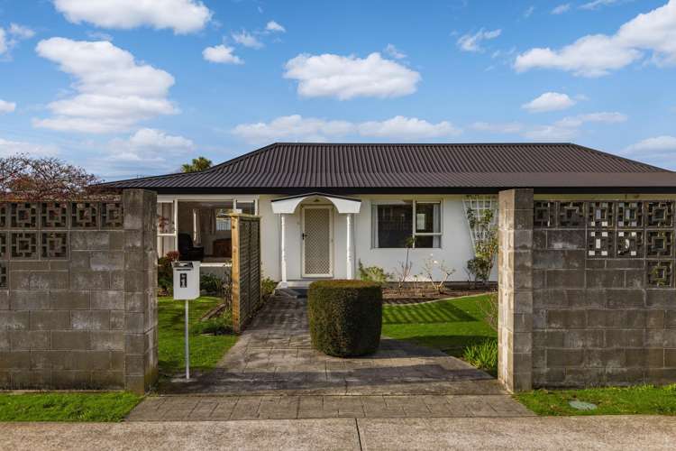 1 Karina Crescent Redwoodtown_6