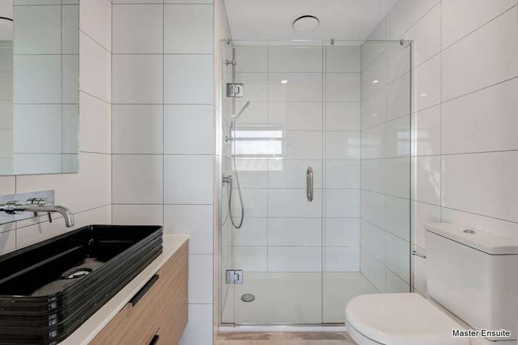 20/4 Stables Lane Silverdale_14