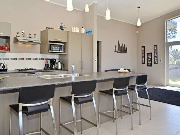 5 Pinedale Crescent Riversdale Beach_8