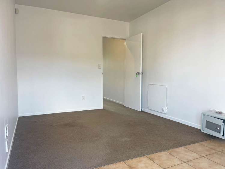 Unit A3/15 Lovell Court Rosedale_4