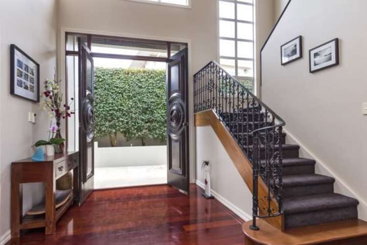 26 Oliver Twist Avenue Mellons Bay_13