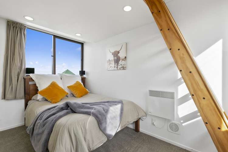 130 Akaroa Drive Maupuia_5