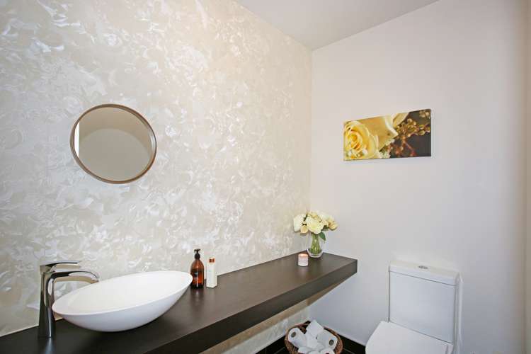 11 Bernora Crescent Bombay_14