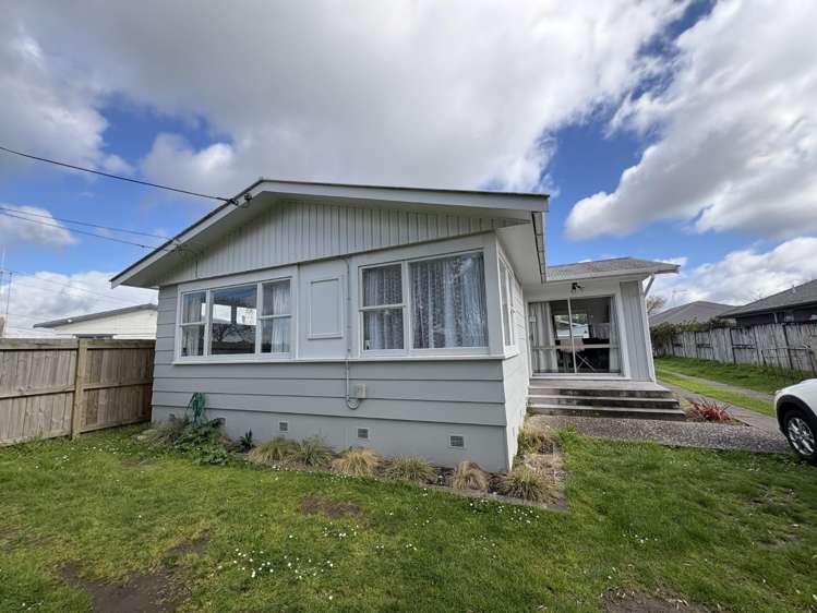 12 Sunnyside Road 1112_2