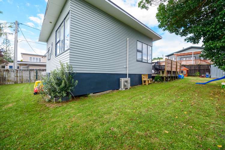 2/275 Great North Road Henderson_18