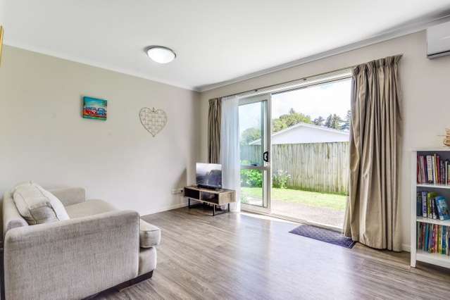 69 Chiefs Court Hamilton East_3