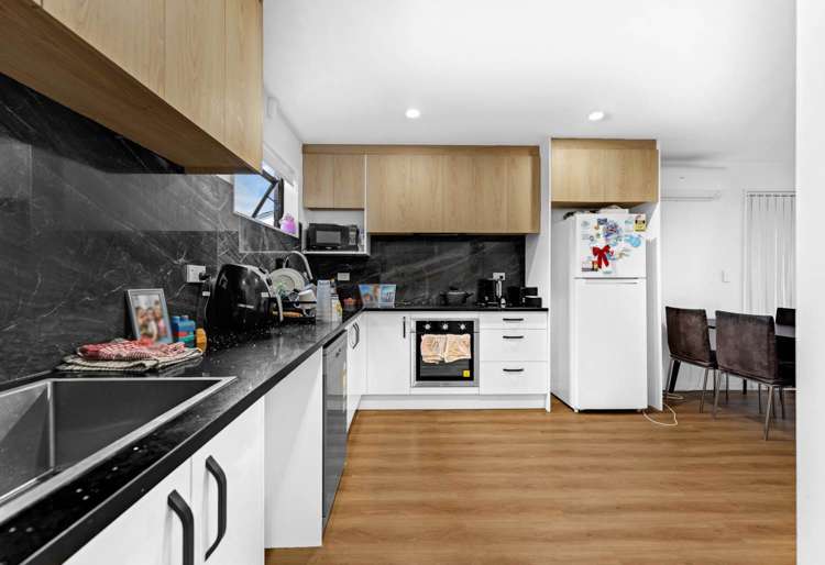 10b Benton Place Manurewa_7