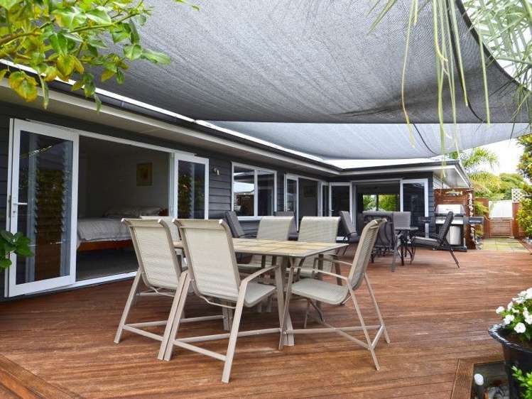 22 Pohutukawa Grove Lytton West_14