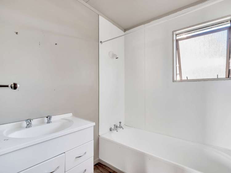 2 Birch Place Aramoho_15