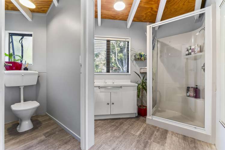 2343 Croisilles-French Pass Road Okiwi Bay_11