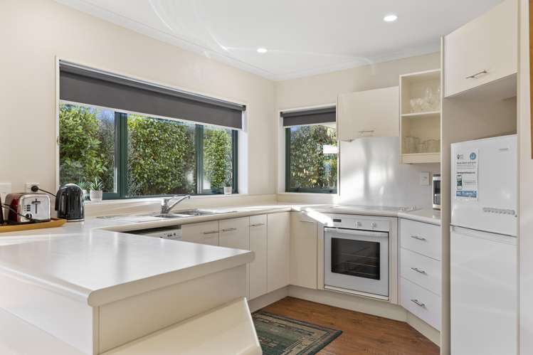 30 Fairview Terrace Waipahihi_2