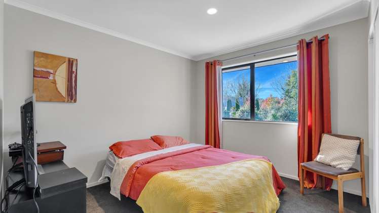 9 Adian Way Loburn_18